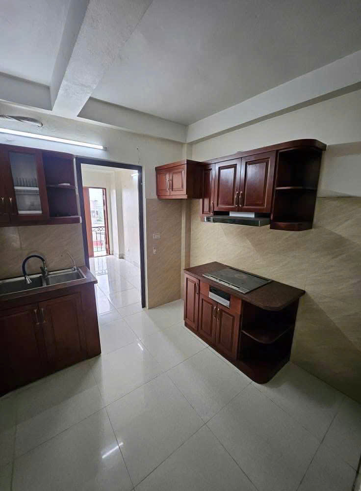 Cho thuê nhà Phố Hương Viên, Hai Bà Trưng 5 tầng x 30m2 làm VP, hoặc ở hộ gđ, 12 Triệu - Ảnh 1